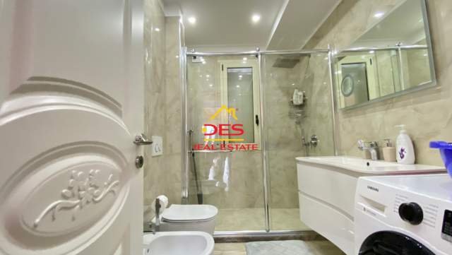 Vlore, shitet apartament 2+1+BLK Kati 7, 140 m² 2.000 Euro/m2 (Lungomare,Vlore)