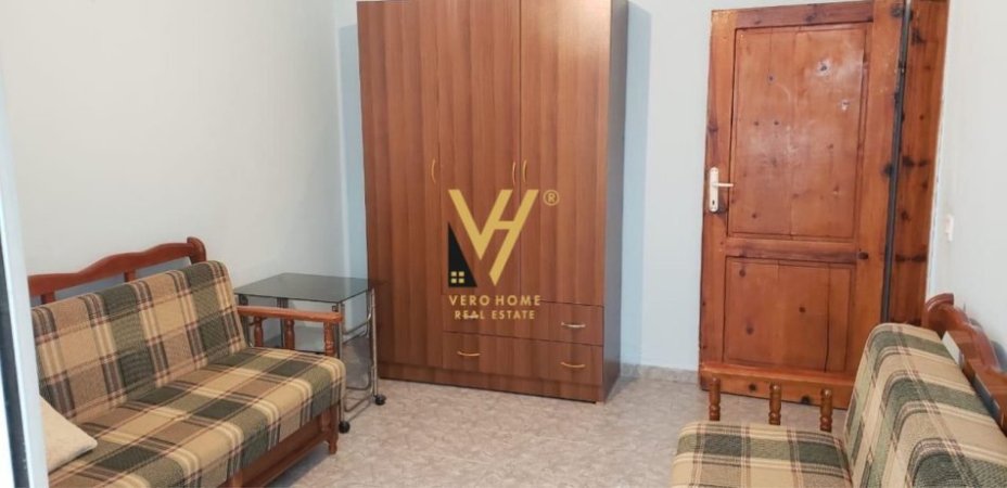 Tirane, jepet me qera apartament 2+1+Ballkon Kati 3, 85 m² 400 € (ALI DEMI)