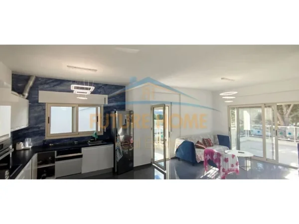 Durres, shitet apartament+verande | Penthouse 3+1+Aneks+Ballkon Kati 3, 120 m² 280.000 € (Perla Resort, Gjiri i Lalzit)