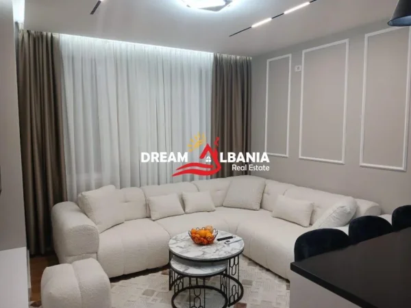 Tirane, apartament 2+1 Kati 1, 78 m² (Fusha Aviacionit)