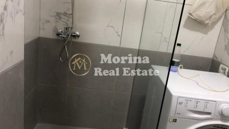 Tirane, jepet me qera 1+1+Ballkon Kati 4, 62 m² 380 € (Fresku/Kompleksi Tom Doshit)