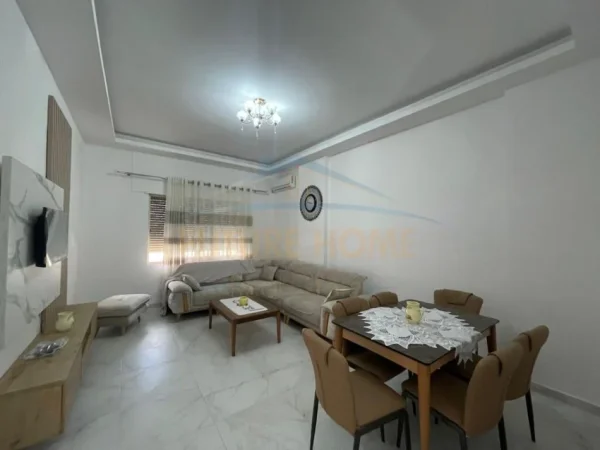 Durres, jepet me qera apartament 1+1 Kati 1, 66 m² 400 € (vollga)