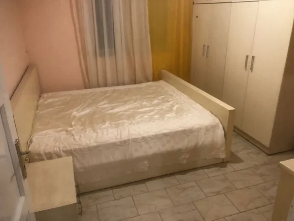 Tirane, jepet me qera shtepi 1+1+Aneks Kati 0, 400 €