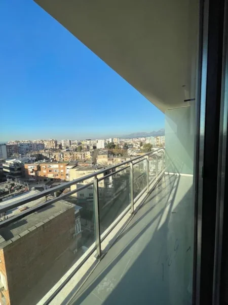 Tirane, shitet apartament 1+1+Ballkon Kati 5, 74 m² 164000 € (Rezidenca Mine Peza)