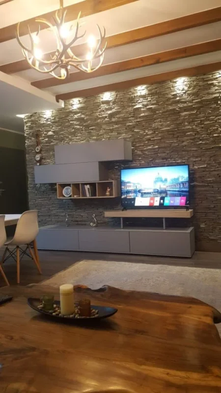 Tirane, jepet me qera apartament 2+1+Ballkon Kati 3, 90 m² 680 € (KOPSHTI BOTANIK)