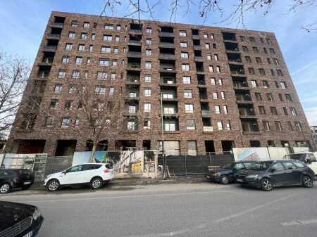 Tirane, shitet apartament 3+1+Ballkon Kati 5, 121 m² (tek Rruga 5 Maji)