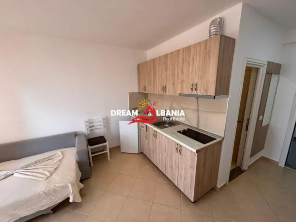 Lezhe Shengjin, jepet me qera hotel Kati 1, 1.135 m² 8.000 € (Shengjin)