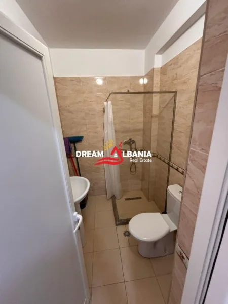 Lezhe Shengjin, jepet me qera hotel Kati 1, 1.135 m² 8.000 € (Shengjin)