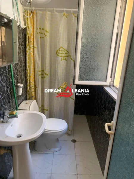 Tirane, jepet me qera apartament 1+1 Kati 3, 62 m² 520 € (Myslym Shyri)