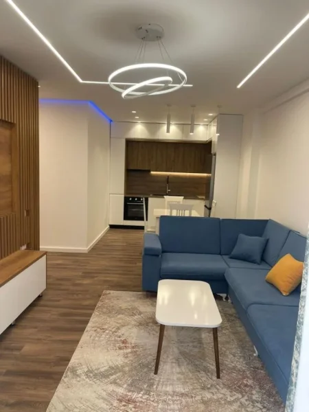 Tirane, jepet me qera apartament 2+1+Ballkon Kati 4, 80 m² 600 € (5 maji)