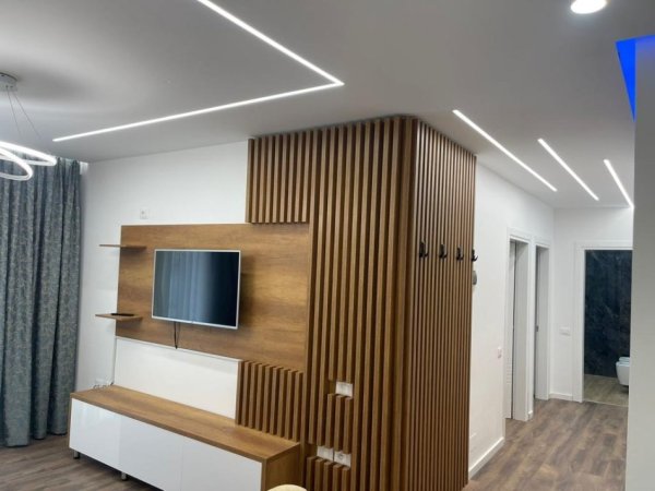 Tirane, jepet me qera apartament 2+1+Ballkon Kati 4, 80 m² 600 € (5 maji)