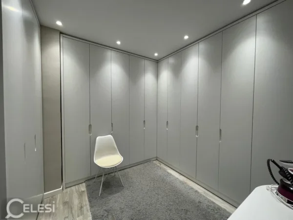 Tirane, shitet apartament 3+1+Aneks+Ballkon Kati 5, 123 m² 180.000 € (MYSLYM KETA)