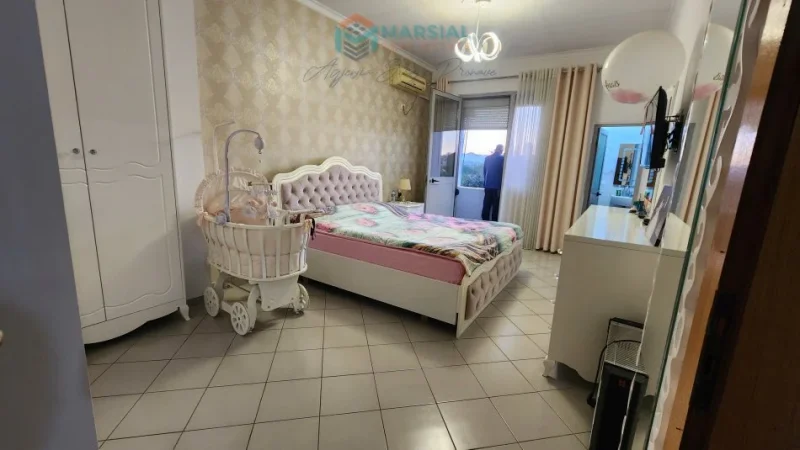 Tirane, shitet Vile 2 Katshe , 312 m² 266.000 € (Rruga Albanët, Valias, Kamëz)
