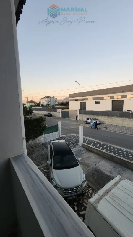 Tirane, shitet Vile 2 Katshe , 312 m² 266.000 € (Rruga Albanët, Valias, Kamëz)