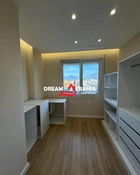Tirane, shitet apartament 2+1 Kati 3, 90 m² 165.000 € (Golden Park)