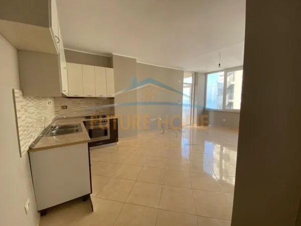 Durres, shitet apartament 3+1 Kati 7, 124 m² 225.000 € (Currila, Durres)