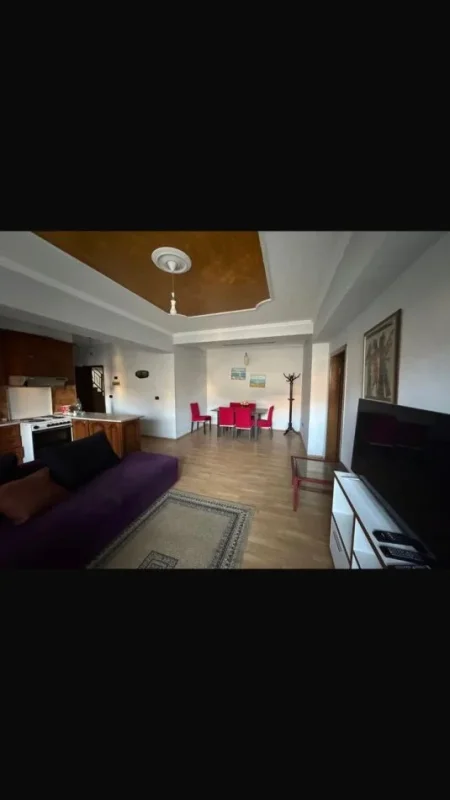 Tirane, jepet me qera apartament 3+1 Kati 2, 110 m² 600 € (Oxhaku)