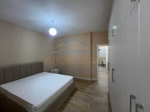 Tirane, jepet me qera apartament 1+1 Kati 6, 75 m² 700 € (21 Dhjetori)