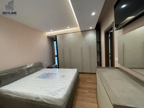 Tirane, jepet me qera 2+1 Kati 9, 113 m² 750 € (Farmacia 10)