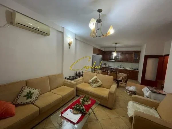 Tirane, jepet me qera apartament 2+1 Kati 4, 100 m² 550 € (RRUGA E KONGRESI I MANASTIRIT)