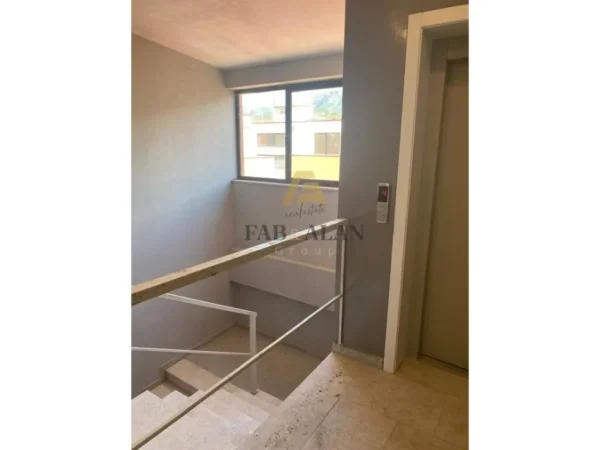 Tirane, shitet apartament+verande | Penthouse Kati 4, 164 m² 213.800 € (Shkoze, tek News24)