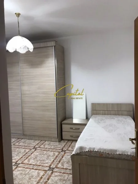 Tirane, jepet me qera apartament 3+1 Kati 4, 90 m² 530 € (RRUGA E ELBASANIT)