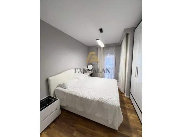 Tirane, shitet apartament 1+1 Kati 2, 66 m² 264.680 € (Liqeni i Tiranes)