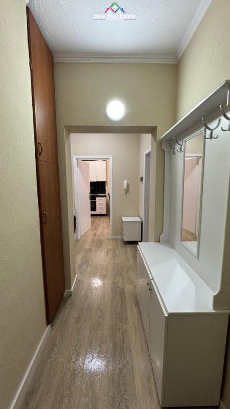 tirane, jepet me qera apartament 1+1+Ballkon Kati 5, 77 m² 700 € (21 dhjetori)