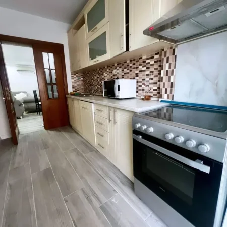 Tirane, shitet apartament 1+1 , 65 m² 128.000 € (Myslym Shyri)
