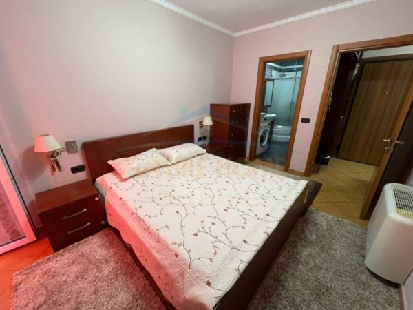 Tirane, jepet me qera apartament 2+1 Kati 10, 110 m² 1.200 € (Stadiumi Air Albania)