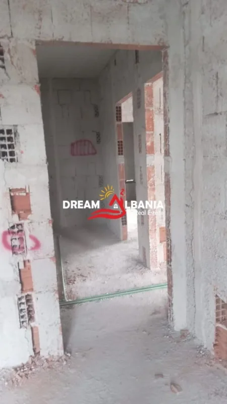 Tirane, shitet apartament 2+1 Kati 4, 91 m² 137.000 € (Oxhaku)