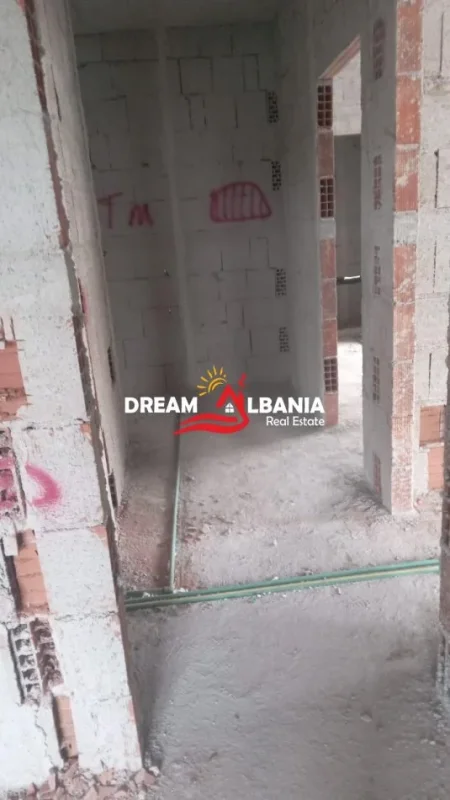 Tirane, shitet apartament 2+1 Kati 4, 91 m² 137.000 € (Oxhaku)