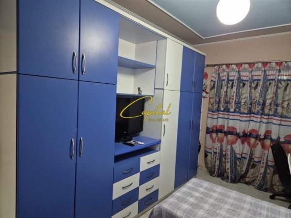 Tirane, jepet me qera apartament 1+1 Kati 6, 70 m² 550 € (ISH TREGU ELEKTRIK)