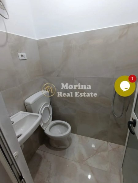 Tirane, jepet me qera shtepi 1+1 Kati 1, 50 m² 400 € (Selvia)