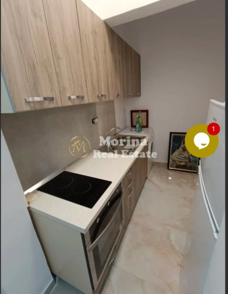 Tirane, jepet me qera shtepi 1+1 Kati 1, 50 m² 400 € (Selvia)