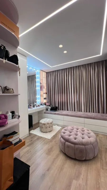 Tirane, shitet apartament 2+1+Ballkon Kati 6, 106 m² 212.000 € (Unaza e Re)