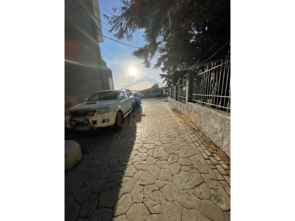 Durres, shitet Vile 3 Katshe Kati 0, 250 m² (Currila, Durres)