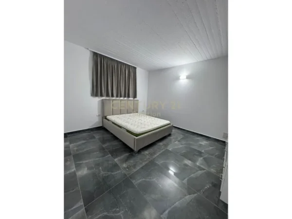 Tirane, jap me qera apartament 1+1 Kati 0, 60 m² 400 € (astiri)