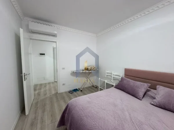 Tirane, jap me qera apartament 2+1+Ballkon Kati 6, 110 m² 650 € (5 Maj)