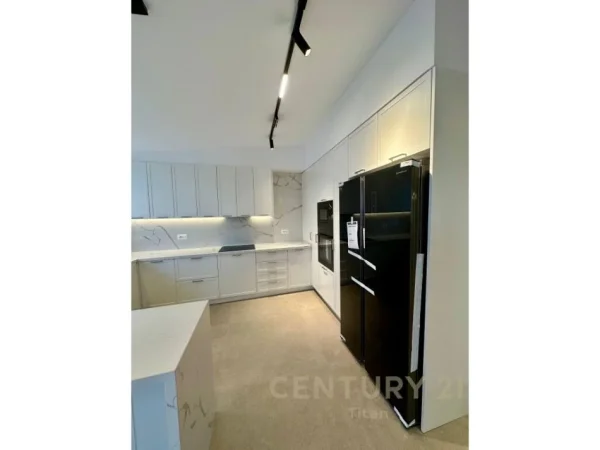 Tirane, shitet apartament+verande | Penthouse 3+1+Ballkon Kati 5, 300 m² (Liqeni i thate)