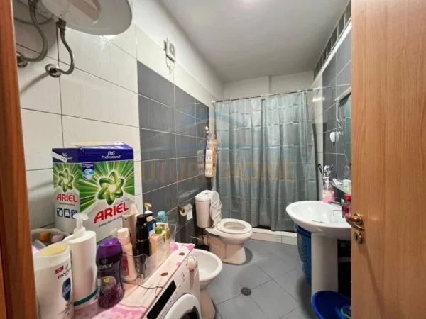 Durres, shitet apartament 2+1+Ballkon Kati 7, 104 m² 93.000 € (Ish Urt-ja,Durres)