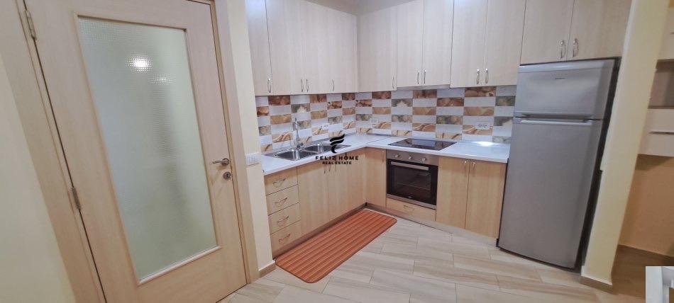 Tirane, jepet me qera apartament 1+1 Kati 5, 65 m² 550 € (RRUGA E KOSOVAREVE)