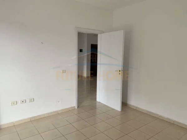 Durres, shitet apartament 2+1 Kati 7, 90 m² 116.000 € (Muzeumi Durres)
