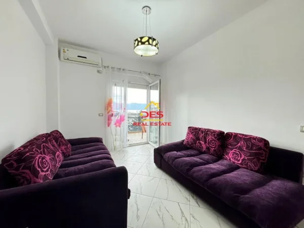 Vlore, shitet apartament 1+1+Ballkon Kati 4, 74 m² 185.000 € (Rruga Aleksanër Moisiu)