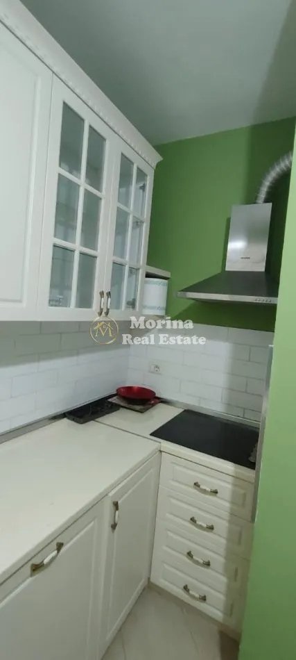 Tirane, jepet me qera apartament 2+1 Kati 1, 100 m² 350 € (Fresku)