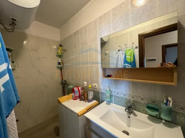 Durres, shitet apartament 1+1+Ballkon Kati 3, 86 m² 79.000 € (Plazh Iliria)