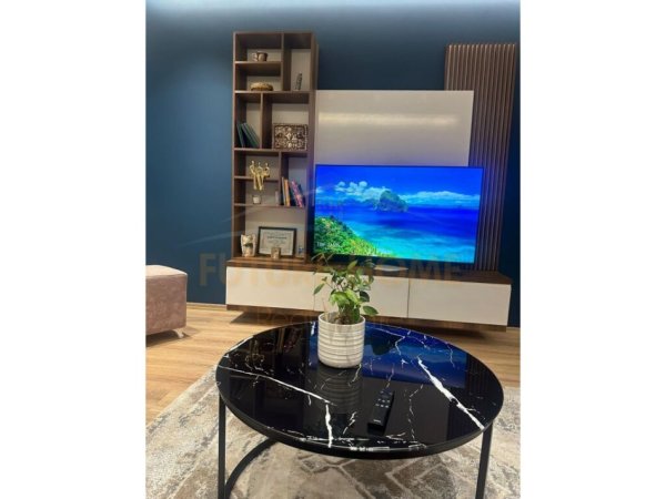 Tirane, jepet me qera apartament 2+1 Kati 8, 78 m² 600 € (UNAZA RE)  UNA49040