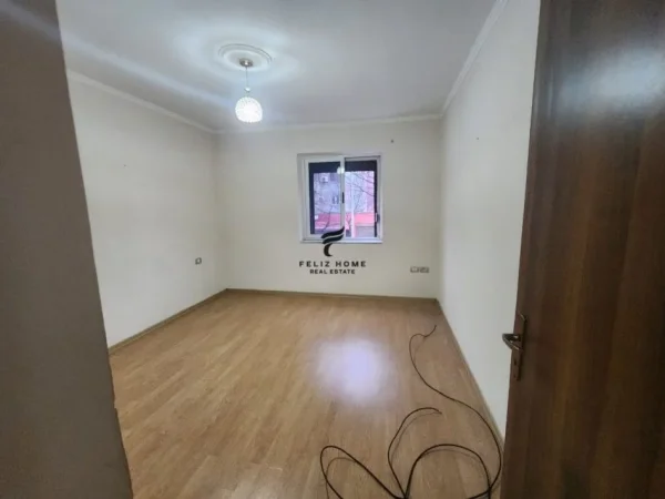 Tirane, shitet apartament 1+1 Kati 2, 58 m² 120.500 € (RRUGA BARDHYL)