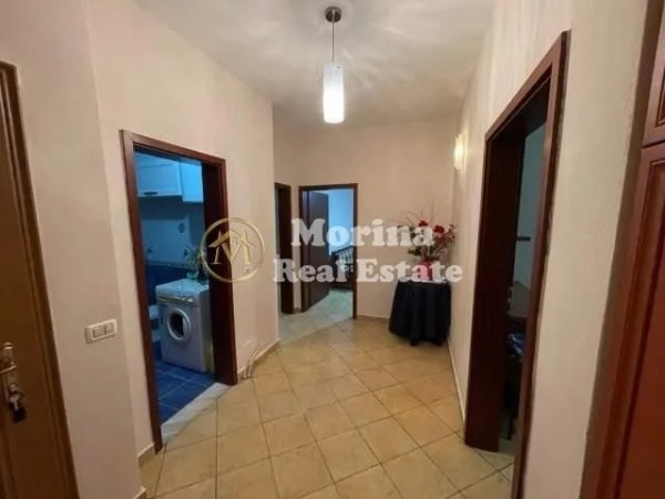 Tirane, jepet me qera apartament 2+1+Ballkon Kati 4, 102 m² 450 € (Rruga Bardhyl)