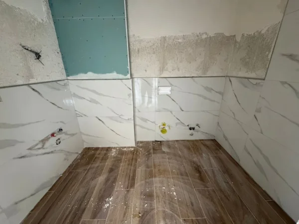 Durres, shitet apartament 1+1+Ballkon Kati 5, 56 m² 78.400 € (Golem)